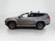 Mitsubishi Shogun Sport - View 2