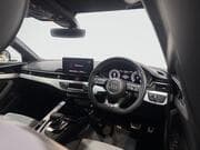 Audi A4 - View 4