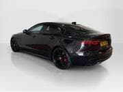 Jaguar XE - View 3