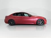 Alfa Romeo Giulia - View 2