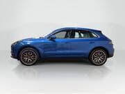 Porsche Macan - View 2