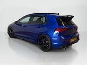 Volkswagen Golf - View 3