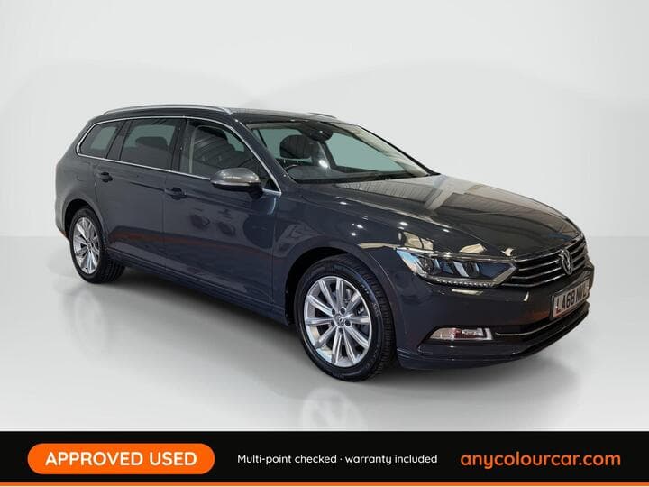 Volkswagen Passat - View 1